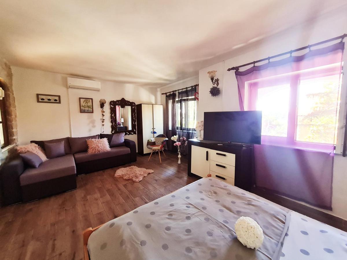 Apartment Sunshine Мали-Лошинь Экстерьер фото