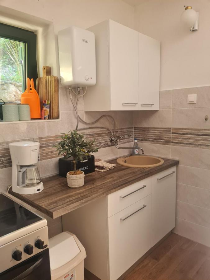 Apartment Sunshine Мали-Лошинь Экстерьер фото
